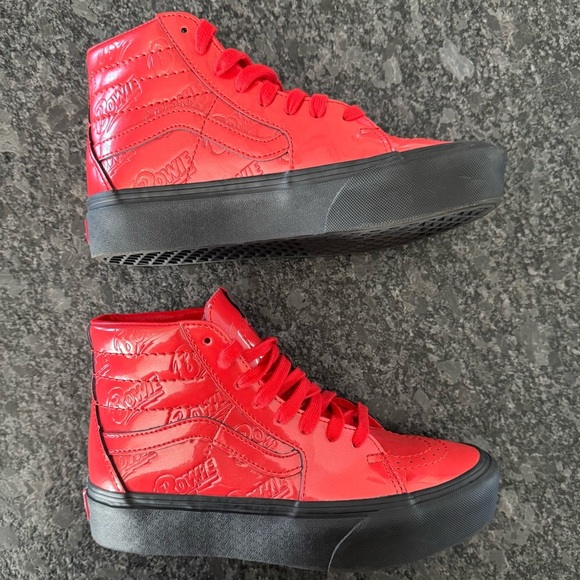 EUC VANS DAVID BOWIE SK8-HI PLATFORM 2 ZIGGI STARDUST SIZE 5 MEN , 6.5 WOMEN - Picture 1 of 6